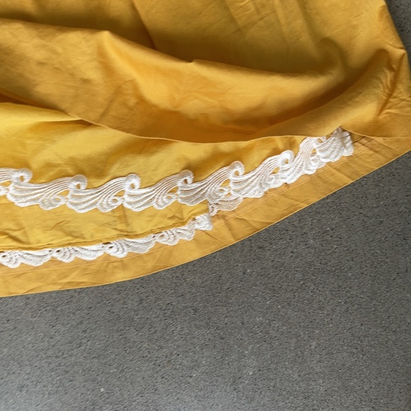 🌞Sunshine Yellow Halter Dress - Picture 4 of 5